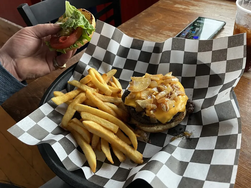 Tipsy Burger with Cheese